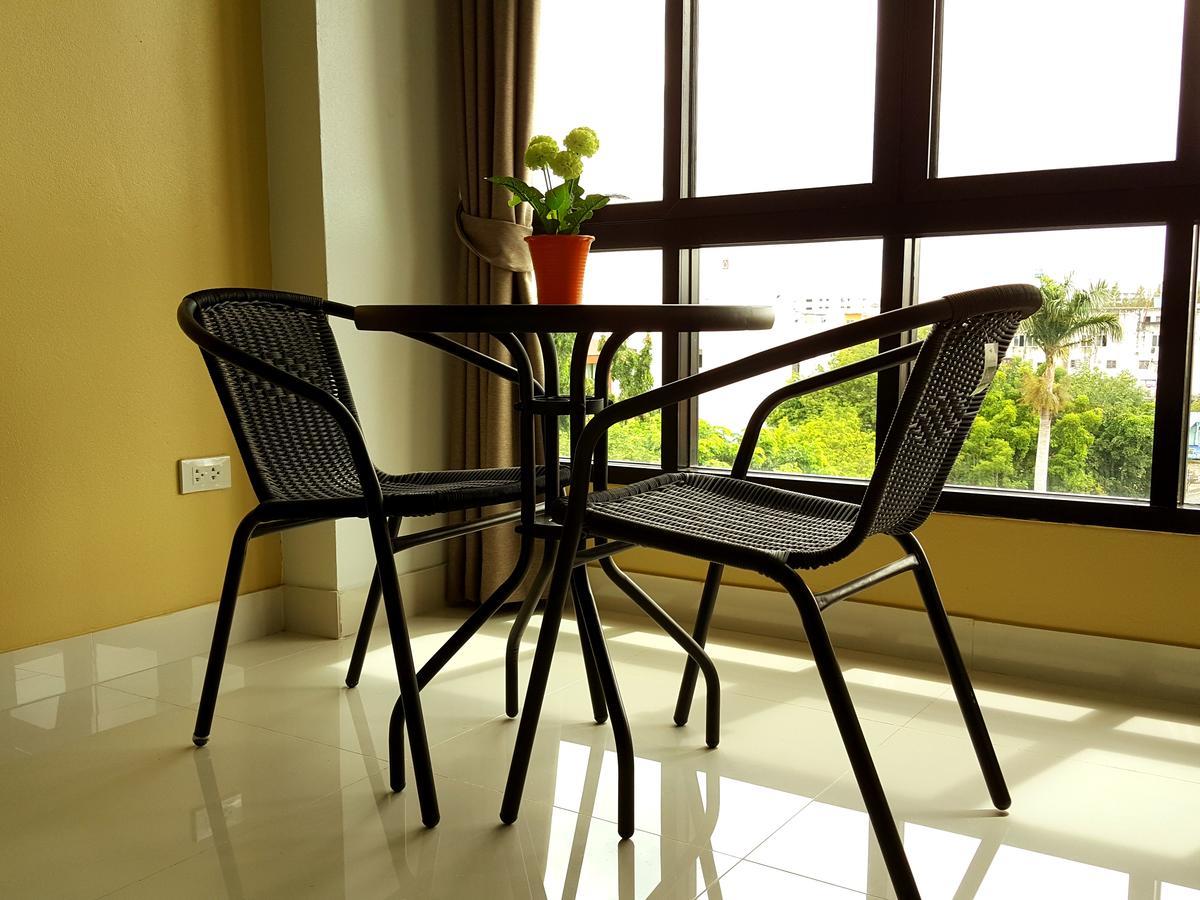The All 24 Luxury Residence Bangkok Exterior photo